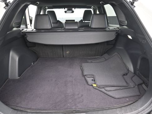 Used 2022 Toyota RAV4 XSE image 18