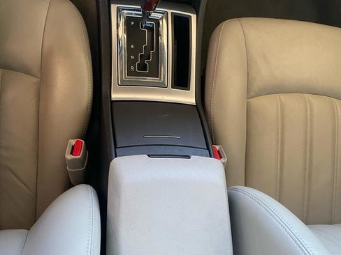 Used 2007 Chrysler 300 C RWD image 14