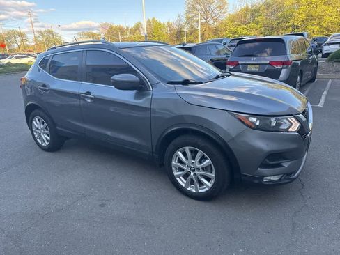 Used 2021 Nissan Rogue Sport SV image 9