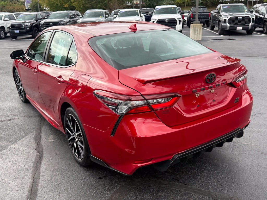 Used 2021 Toyota Camry SE AWD/4WD image 6