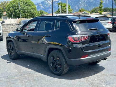 Used 2020 Jeep Compass Latitude FWD image 6