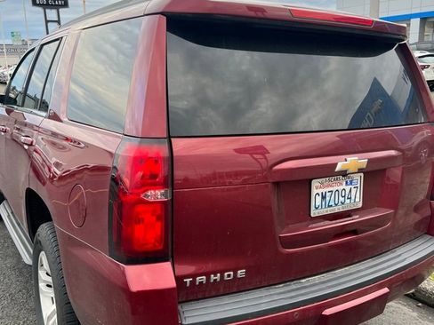 Used 2017 Chevrolet Tahoe LT w/ Luxury Package image 5