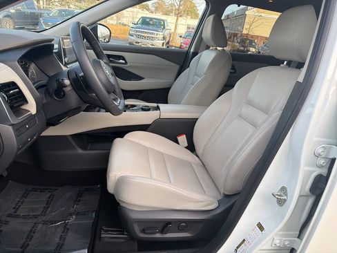 Used 2021 Nissan Rogue SL image 14