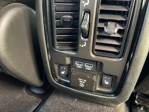 Certified 2022 Dodge Durango GT image 9