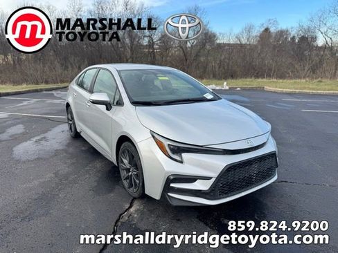 Used 2024 Toyota Corolla SE image 1