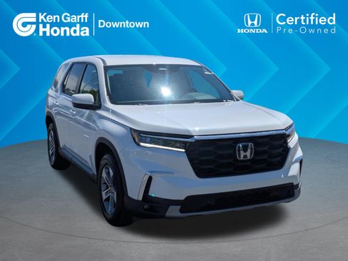 Certified 2025 Honda Pilot EX-L image 1