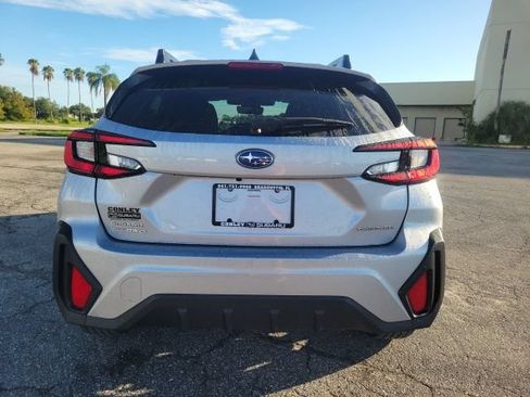 Used 2024 Subaru Crosstrek 2.0i Premium AWD/4WD image 7
