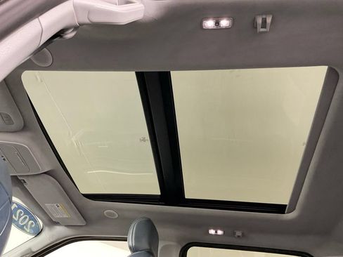 Used 2021 Ford F150 Limited RWD image 17