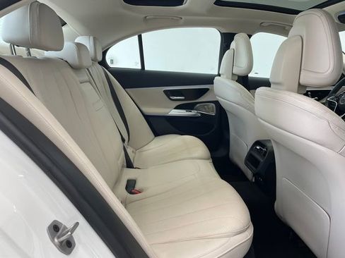 Used 2024 Mercedes-Benz E 350 4MATIC Sedan image 18