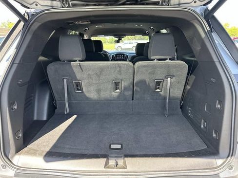 Certified 2023 Chevrolet Traverse LT FWD image 23