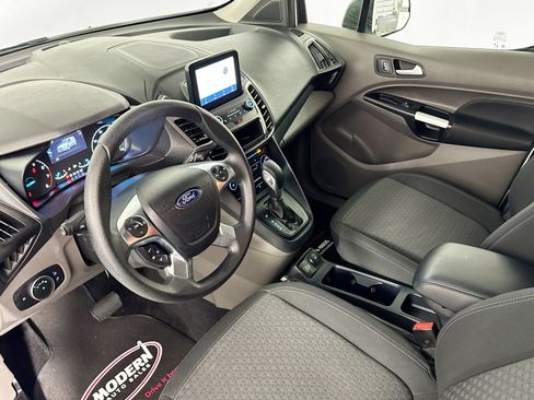Used 2023 Ford Transit Connect XLT FWD image 8