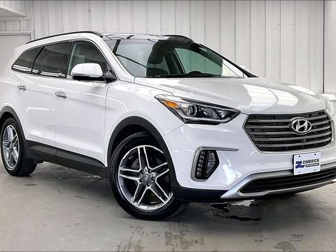 Used 2018 Hyundai Santa Fe AWD image 35