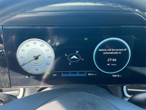 Used 2023 Hyundai Elantra Limited image 22