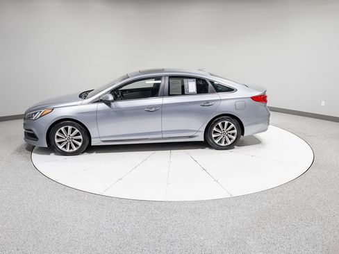 Used 2016 Hyundai Sonata Sport w/ Option Group 1V image 35