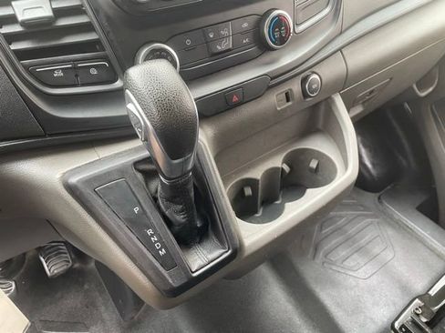 Certified 2020 Ford Transit 250 Medium Roof image 22