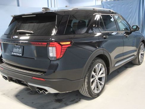 Used 2025 Ford Explorer Platinum w/ Ultimate Package RWD image 34