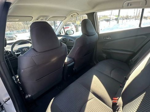 Used 2016 Toyota Prius Three image 20