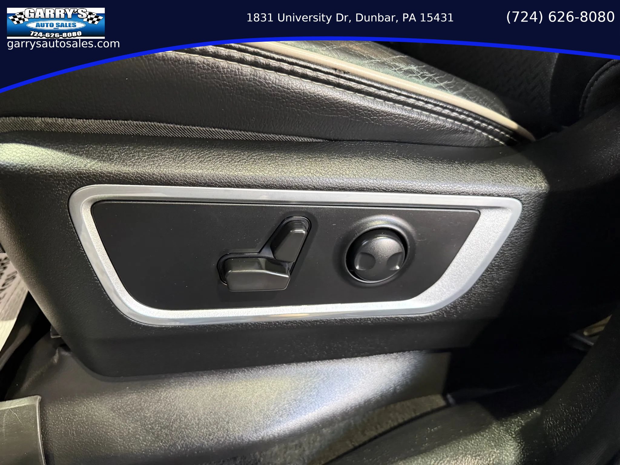 Used 2022 RAM 1500 Laramie AWD/4WD image 17