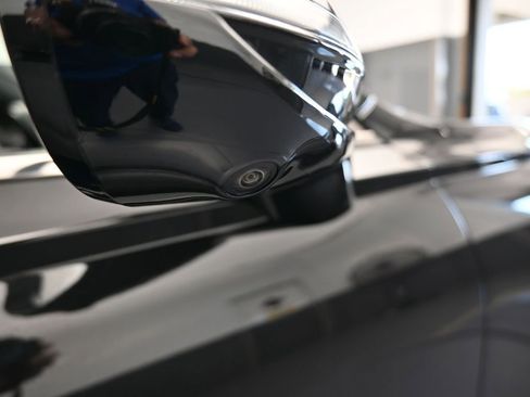 Used 2024 Genesis GV70 2.5T w/ Sport Prestige Package image 55