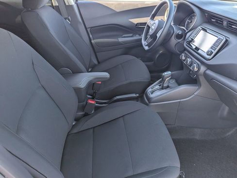 New 2025 Nissan Kicks Play S image 26