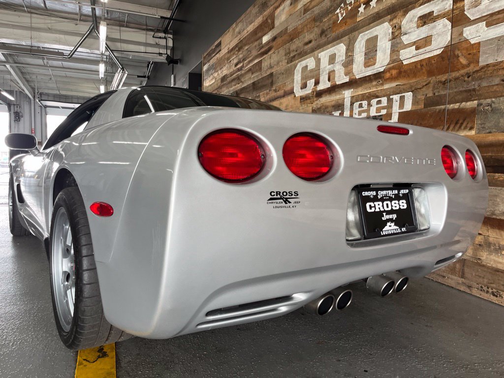 Used 2001 Chevrolet Corvette Z06 w/ Memory Pkg RWD image 16