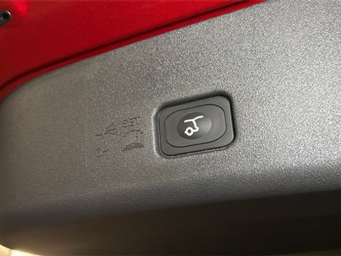 New 2026 Lincoln Nautilus Reserve w/ Jet Appearance Package image 16