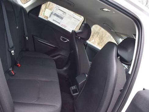 New 2026 Kia K4 LXS image 14