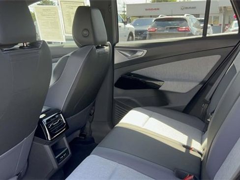 Used 2023 Volkswagen ID.4 Pro image 30