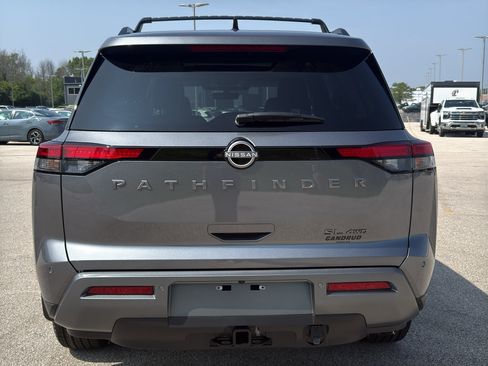 New 2026 Nissan Pathfinder SL AWD/4WD image 7
