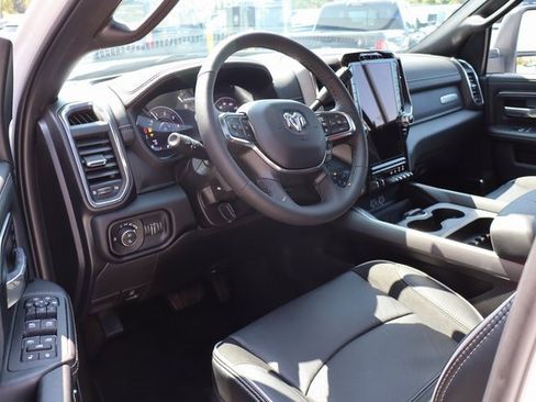 Used 2025 RAM 2500 Laramie image 15