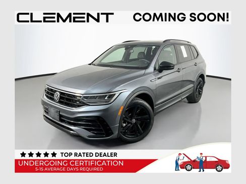 Used 2024 Volkswagen Tiguan SE R-Line FWD image 1