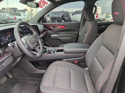 Certified 2024 Chevrolet Traverse Z71 w/ LPO, Floor Liner Package AWD/4WD image 19