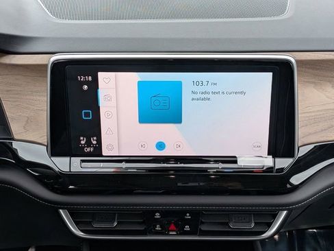 New 2026 Volkswagen Atlas SE FWD image 19