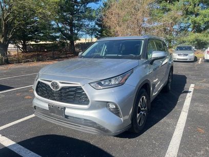 Used 2020 Toyota Highlander XLE