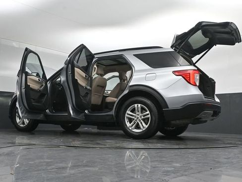 Used 2021 Ford Explorer XLT w/ Equipment Group 202A image 58