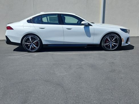 New 2027 BMW 530i w/ M Sport Package RWD image 3