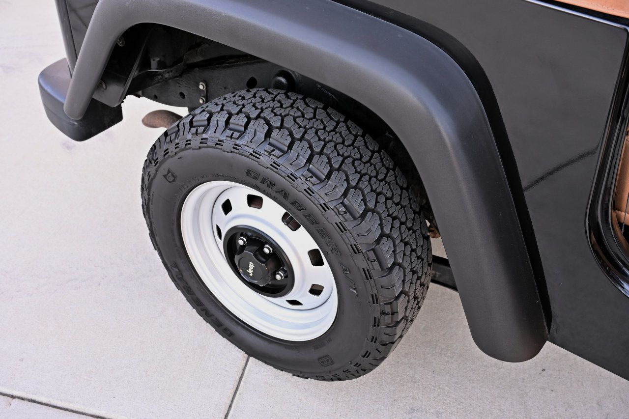 Used 1998 Jeep Wrangler SE AWD/4WD image 34