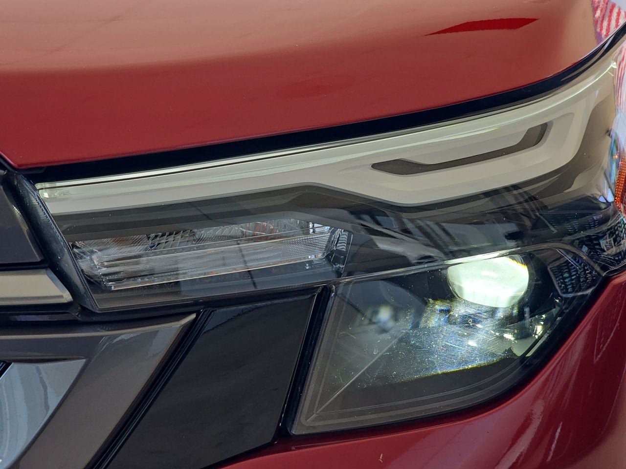 Certified 2025 Subaru Forester Premium AWD/4WD image 37
