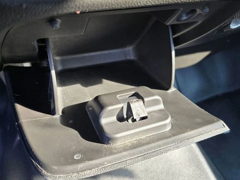 Used 2018 GMC Sierra 1500 2WD Regular Cab image 26