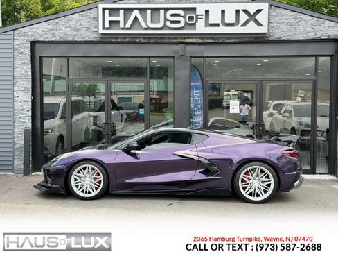 Used 2021 Chevrolet Corvette Stingray Premium Cpe w/ Z51 Performance Package RWD image 10