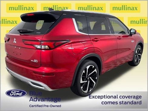 Used 2025 Mitsubishi Outlander 4WD Plug-In Hybrid image 4