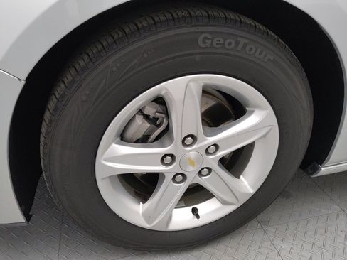 Used 2022 Chevrolet Malibu LT FWD image 31