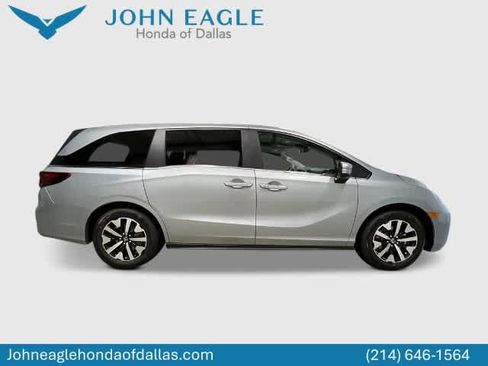 New 2026 Honda Odyssey EX-L image 2