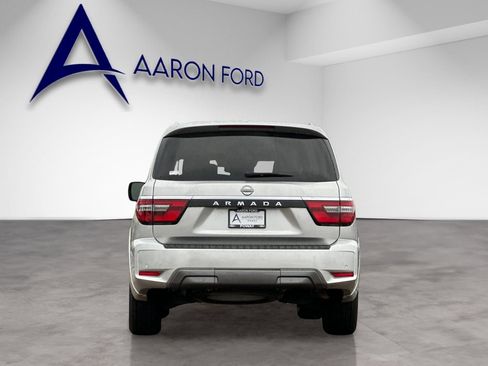 Used 2024 Nissan Armada SV AWD/4WD image 5