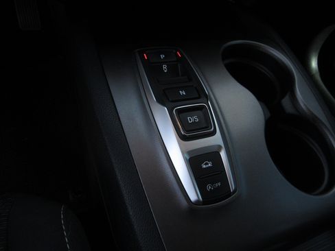 Certified 2022 Honda Ridgeline Sport image 19