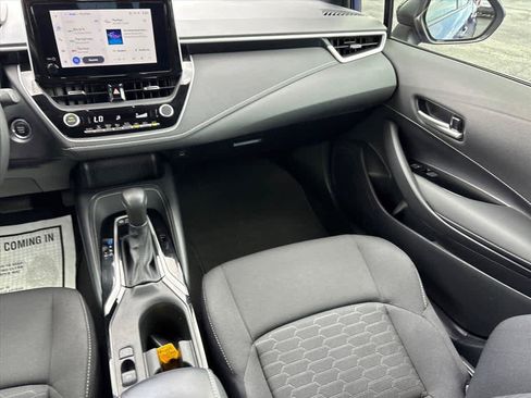Used 2025 Toyota Corolla SE FWD image 5
