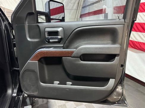 Used 2016 GMC Sierra 2500 SLE image 12
