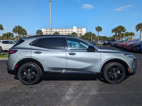 New 2025 Buick Envision Sport Touring image 3