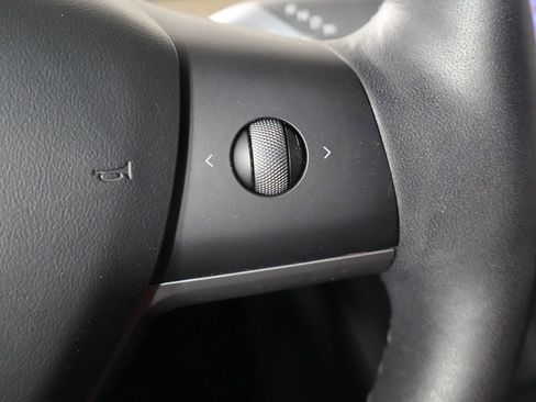 Used 2021 Tesla Model 3 Long Range image 33