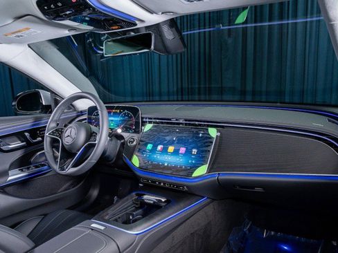 New 2025 Mercedes-Benz E 450 4MATIC All-Terrain Wagon image 4